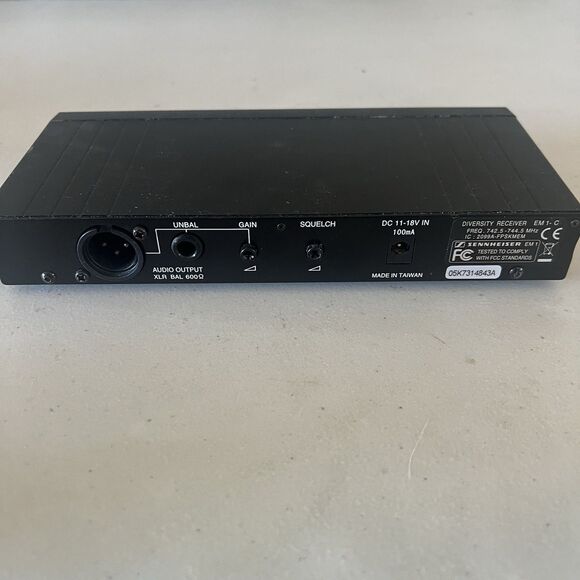 Sennheiser Microphone Diversity Receiver EM1-C Freeport Base Only. Excellent! - Picture 4 of 9